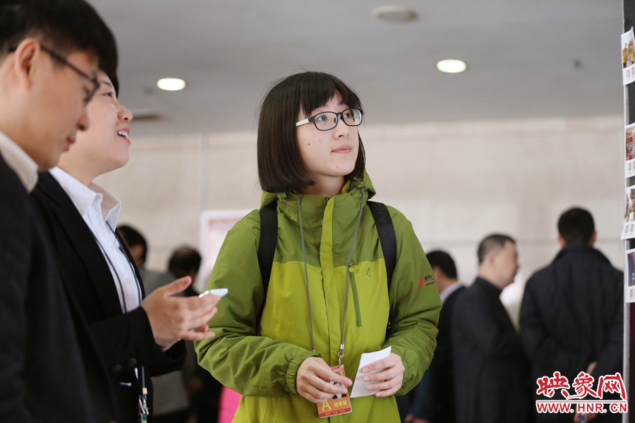 解答咨詢大象融媒的樂天。