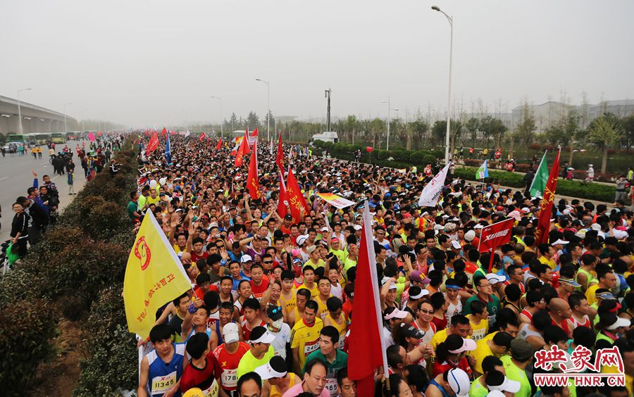 選手候場。