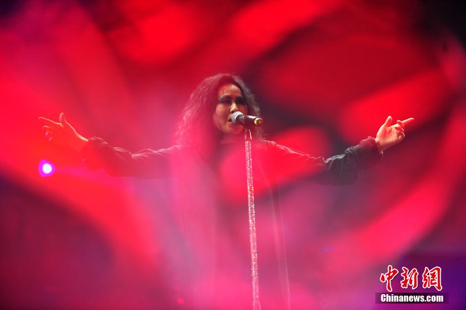 “搖滾女歌手”羅琦在京首開(kāi)個(gè)唱 謝天笑壓軸助陣